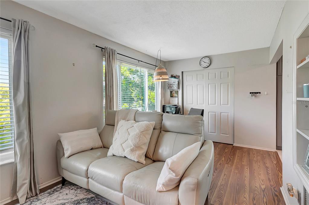2461 Rhodesian Drive, Unit 73 Clearwater, FL 33763 - Photo 17 of 36