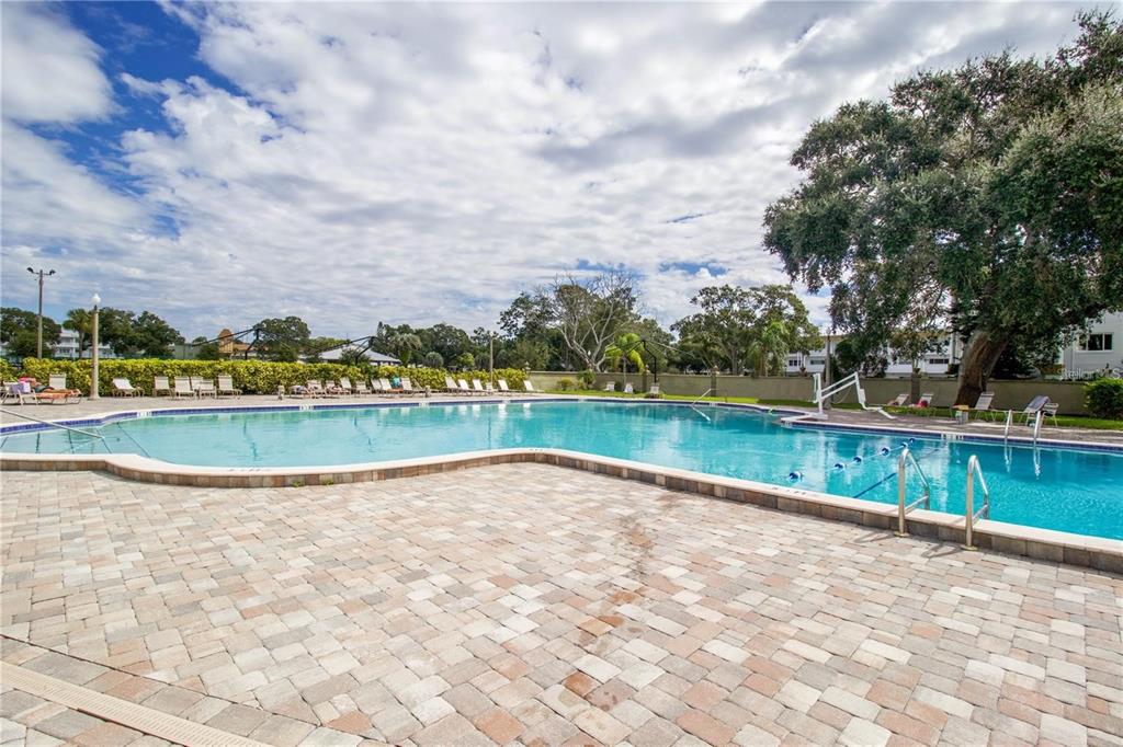 2461 Rhodesian Drive, Unit 73 Clearwater, FL 33763 - Photo 33 of 36