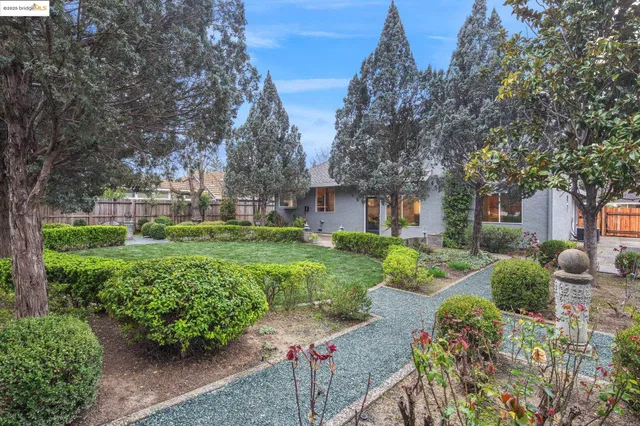 $869,900 | 1307 Meadowvista Way, Roseville, CA 95661