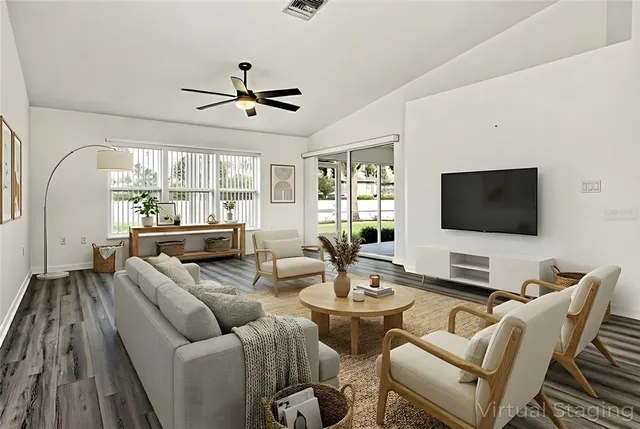 $299,000 | 6228 Country Club Way, Sarasota, FL 34243