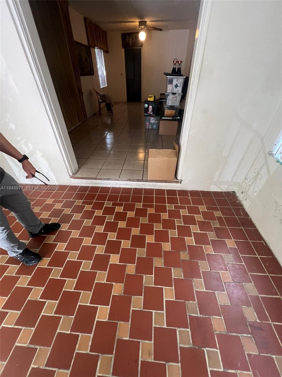 5561 Southwest 5th Terrace Miami, FL 33134 - Photo 10 of 35