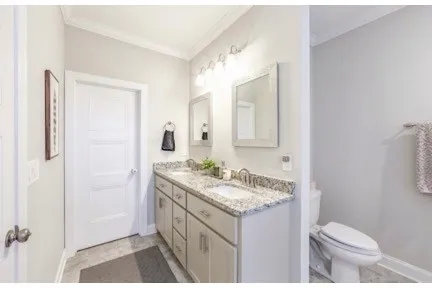 $265,000 | 137 Executive Drive, Jackson, TN 38305
