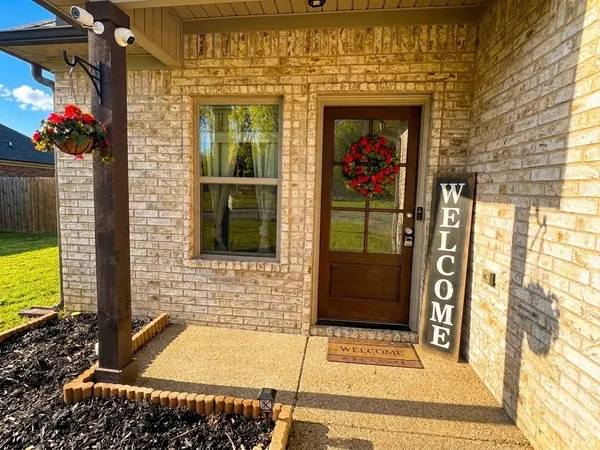 $265,000 | 137 Executive Drive, Jackson, TN 38305