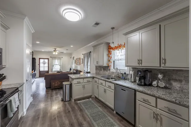 $275,000 | 137 Executive Drive, Jackson, TN 38305