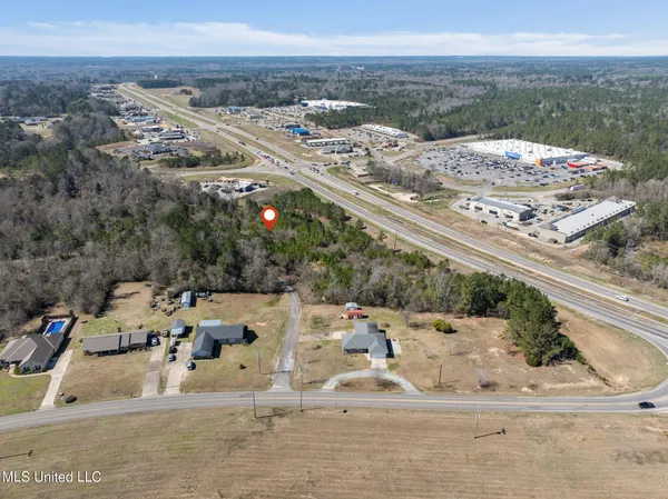 $1,150,000 | 5.5 Evelyn Gandy Parkway, Petal, MS 39465