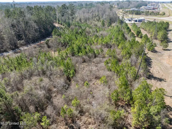 $1,150,000 | 5.5 Evelyn Gandy Parkway, Petal, MS 39465