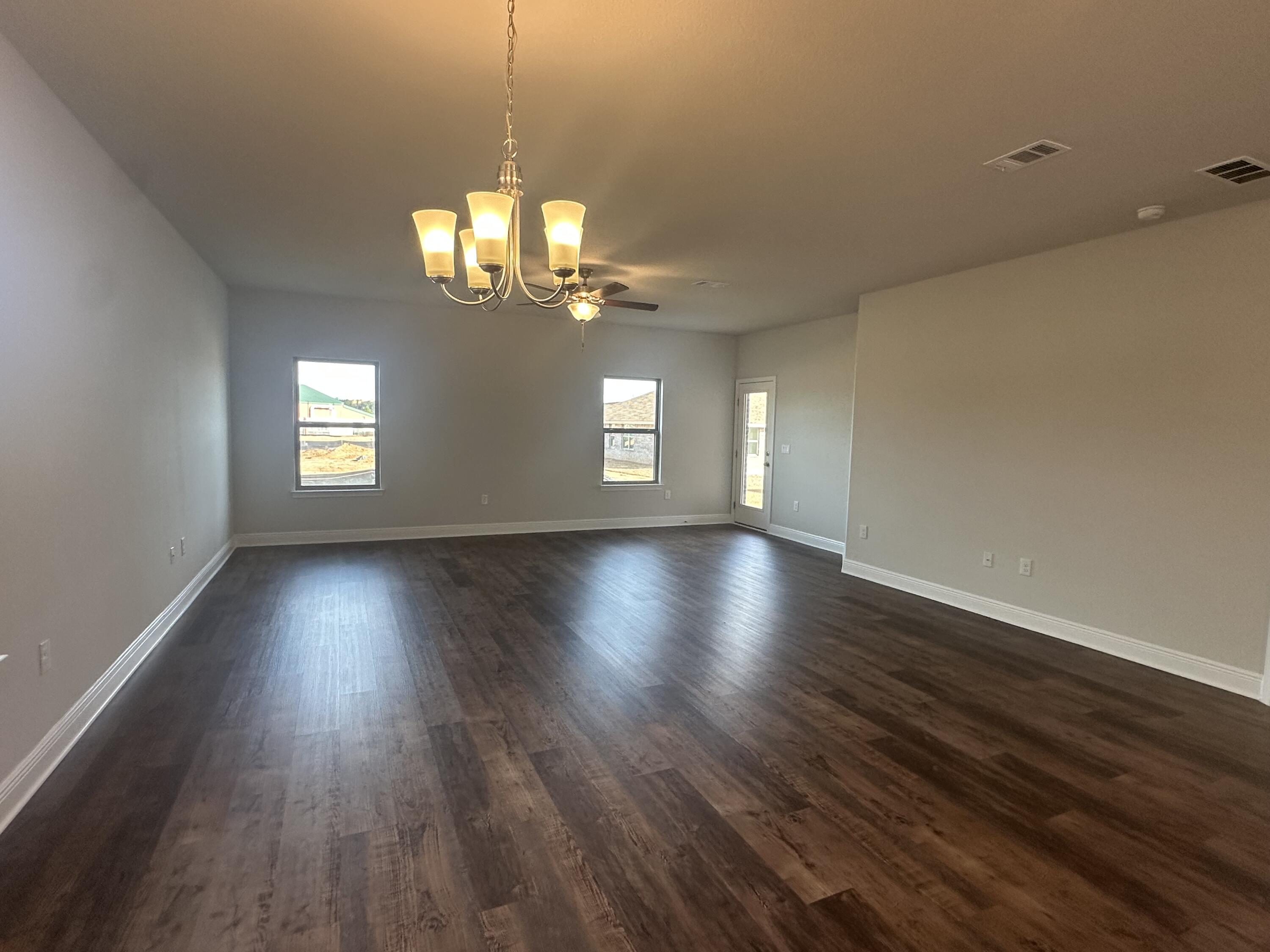193 Ridgeway Circle Crestview, FL 32536 - Photo 11 of 33 a view of livingroom and window