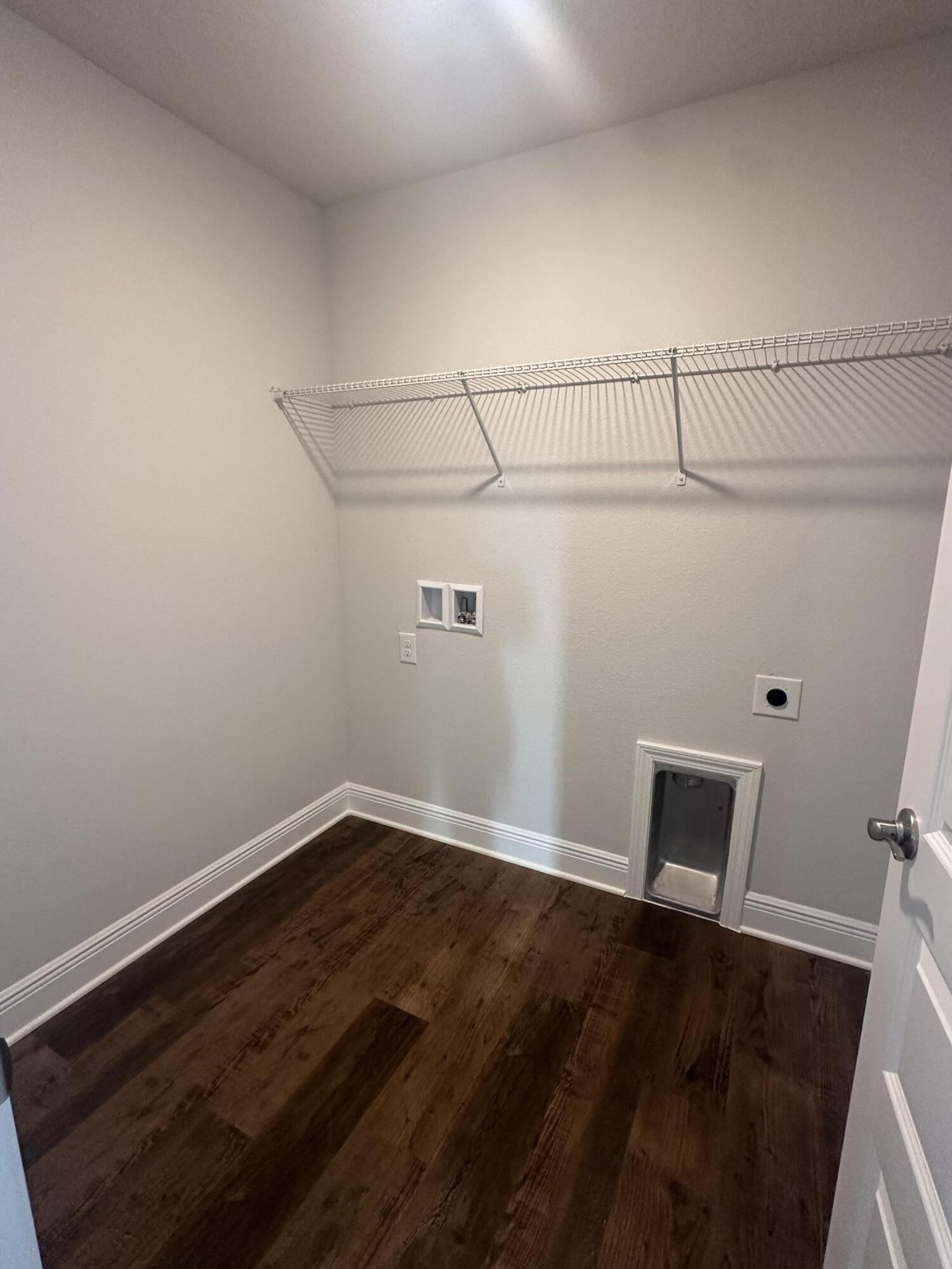 193 Ridgeway Circle Crestview, FL 32536 - Photo 30 of 33 a view of a room with an empty space and a window