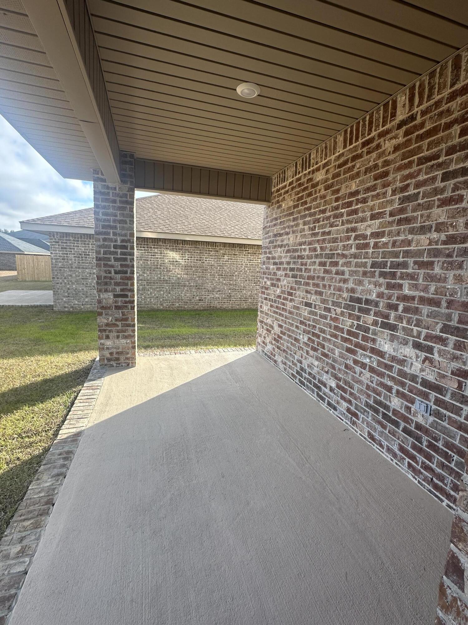 193 Ridgeway Circle Crestview, FL 32536 - Photo 31 of 33 a view of a door of the house