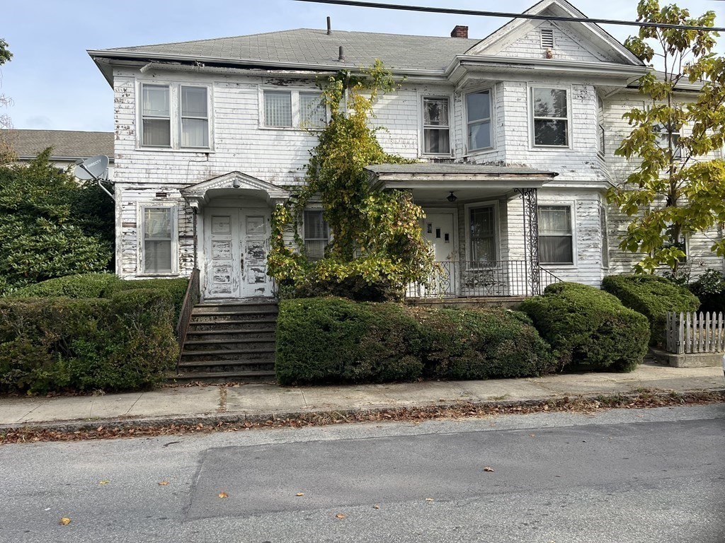 943 County Street Fall River, MA 02723 - Photo 8 of 18 Gallery Image 8