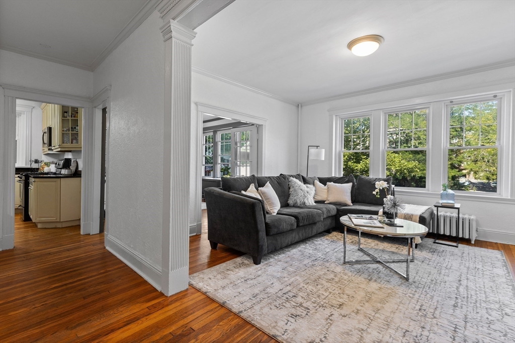 576 Washington Street, Unit 1 Brookline, MA 02446 - Photo 5 of 17 Gallery Image 5