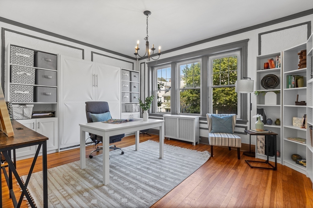 576 Washington Street, Unit 1 Brookline, MA 02446 - Photo 10 of 17 Gallery Image 10