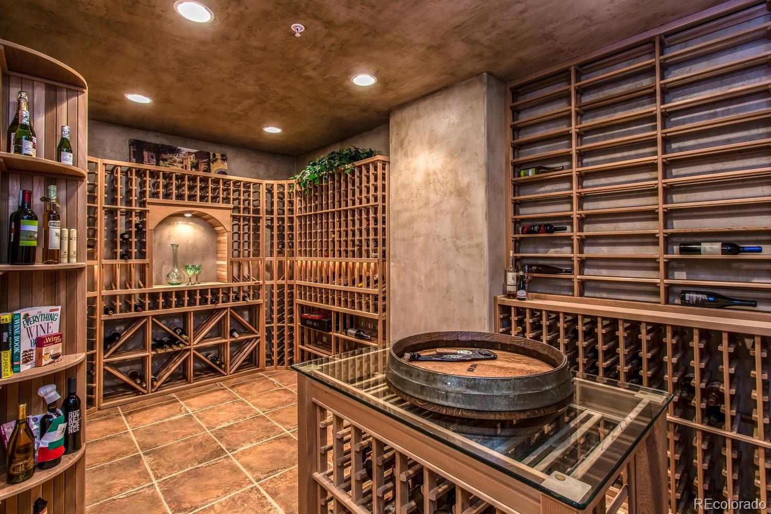 646 Ruby Trust Drive Castle Rock, CO 80108 - Photo 7 of 35 a bathroom with a toilet