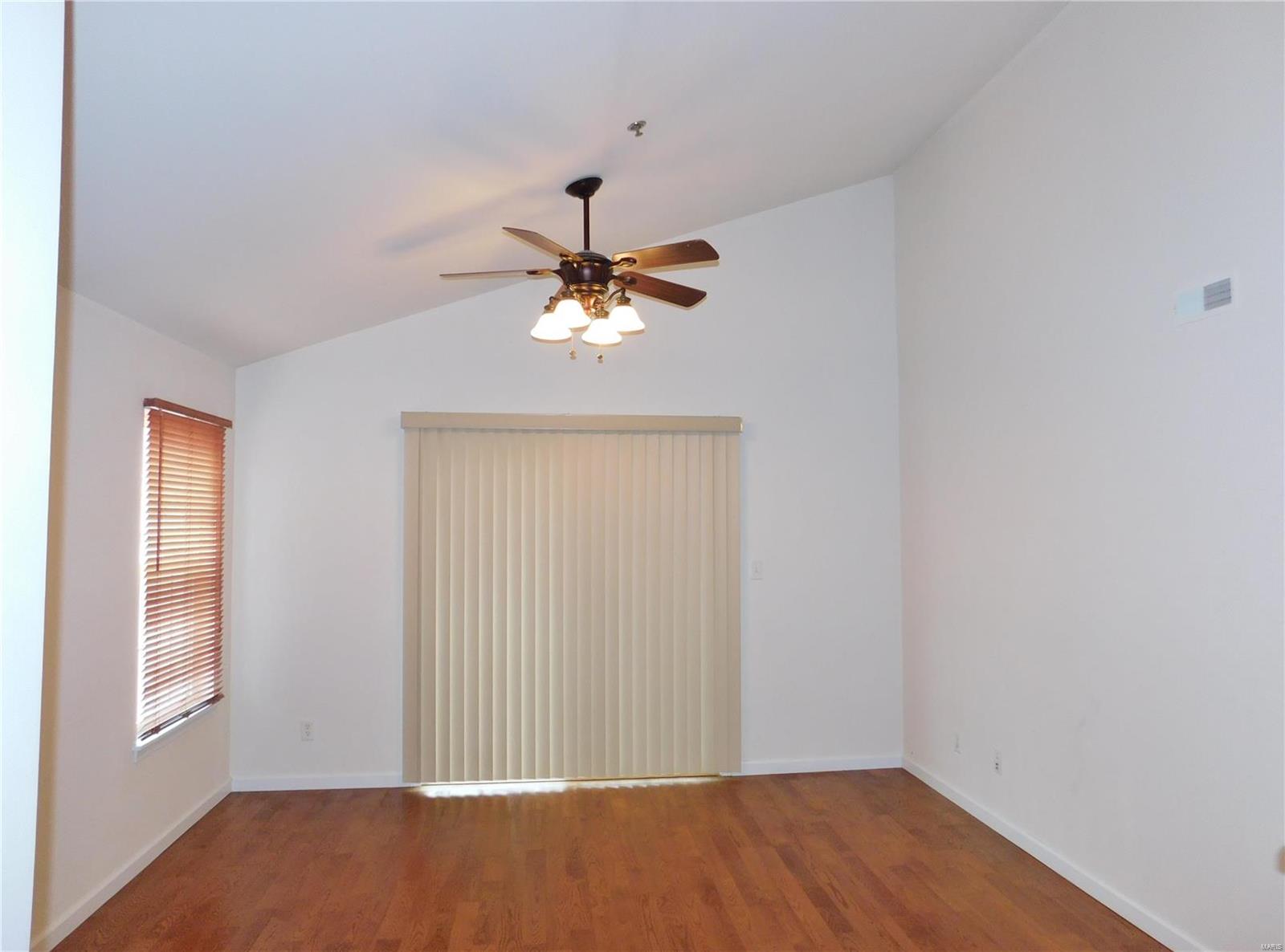 5303 Spring Creek Lane O'Fallon, MO 63368 - Photo 10 of 22