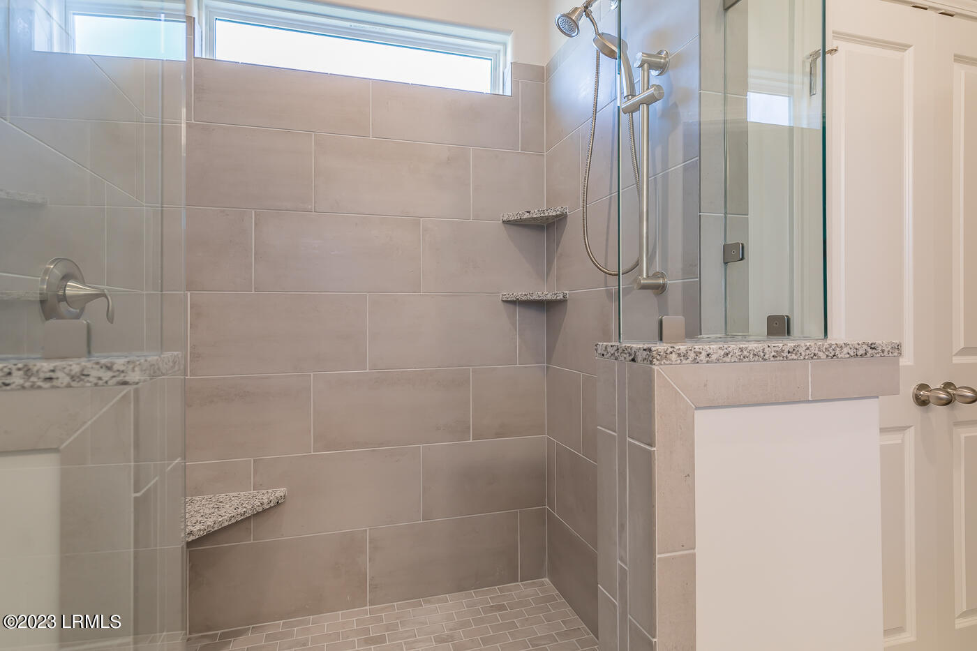 150 Ramport Street Ridgeland, SC 29936 - Photo 25 of 39 26 Primary shower