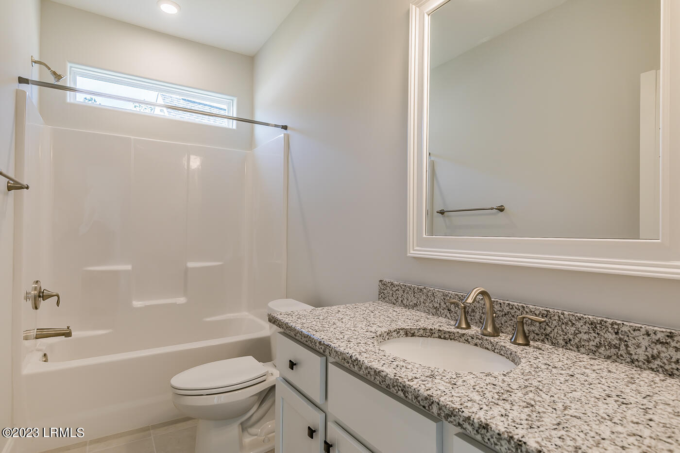 150 Ramport Street Ridgeland, SC 29936 - Photo 31 of 39 32 Guest bath
