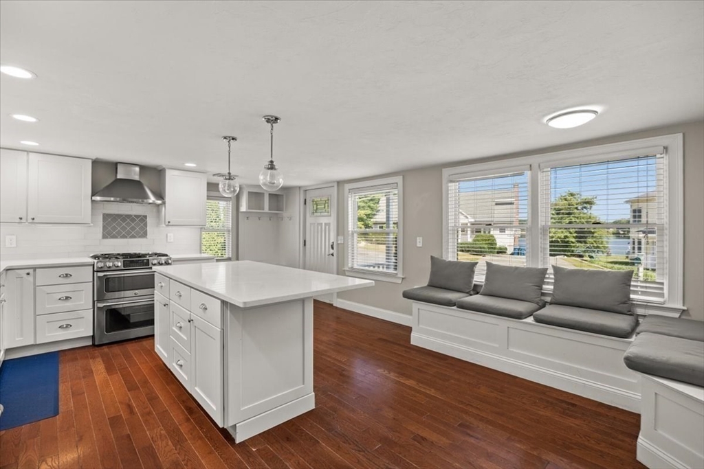 62 Pleasant Circle Canton, MA 02021 - Photo 8 of 40