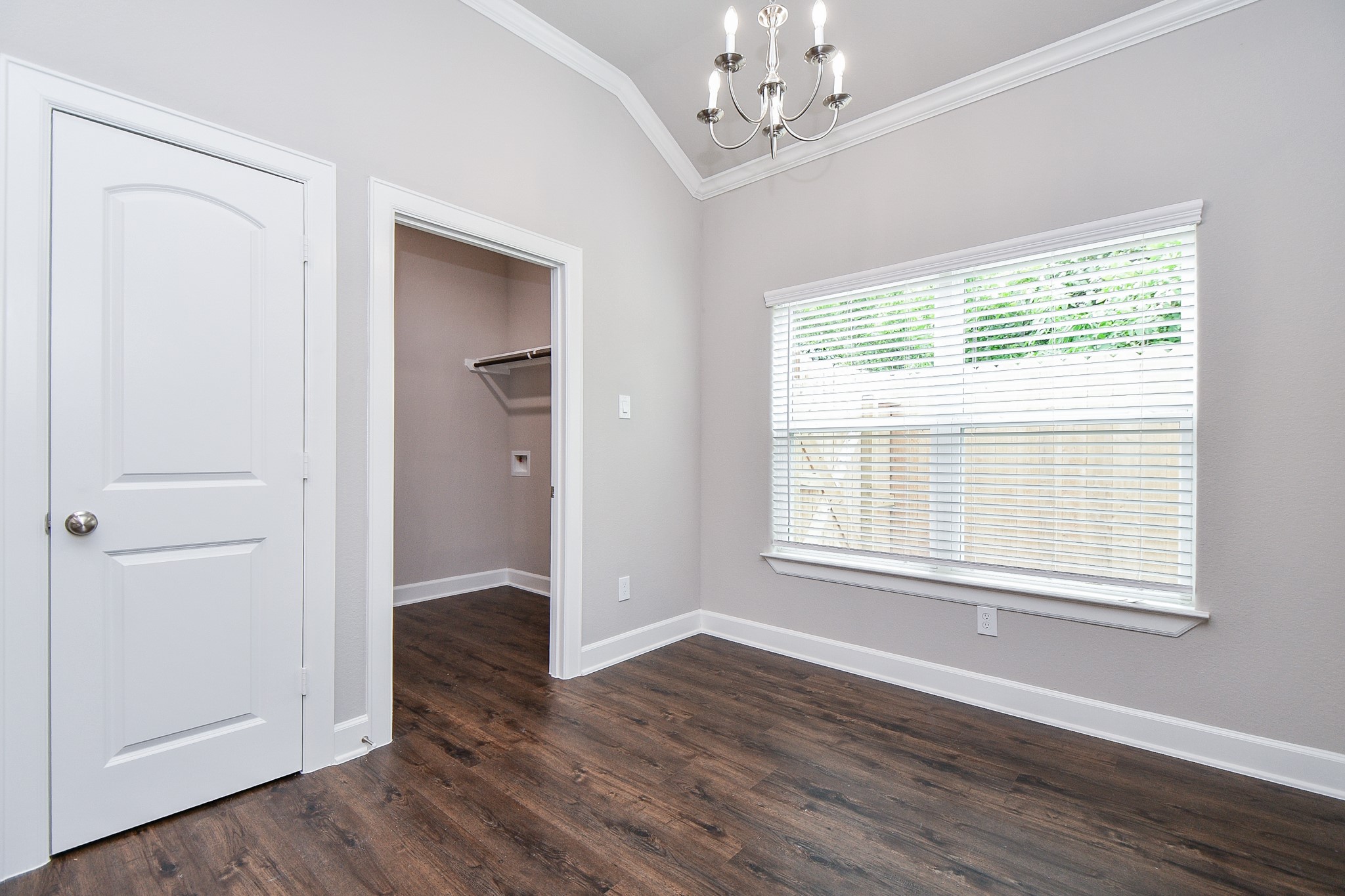 6710 Utah Street Houston, TX 77091 - Photo 12 of 32