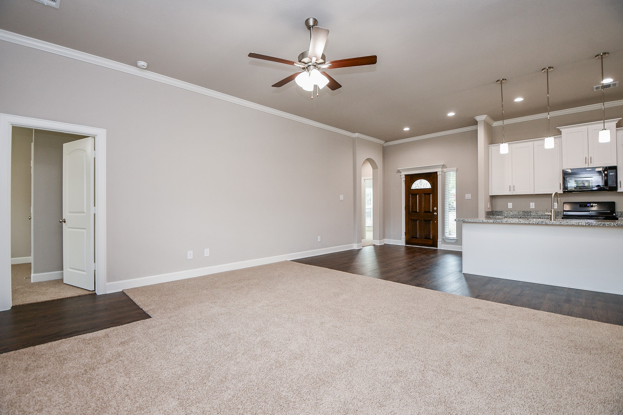 6710 Utah Street Houston, TX 77091 - Photo 16 of 32