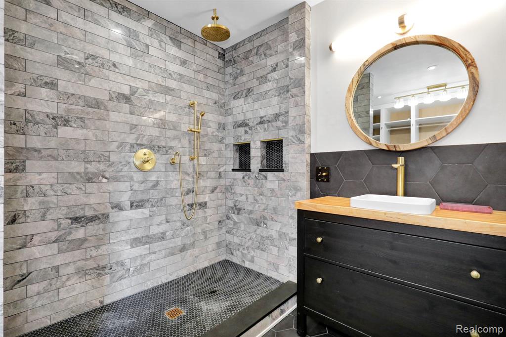 2245 Lodge Road Flint, MI 48532 - Photo 27 of 28