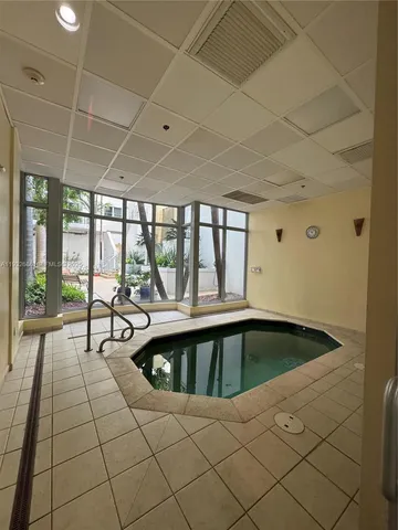 $285,000 | 1830 Radius Drive, Unit 915, Hollywood, FL 33020