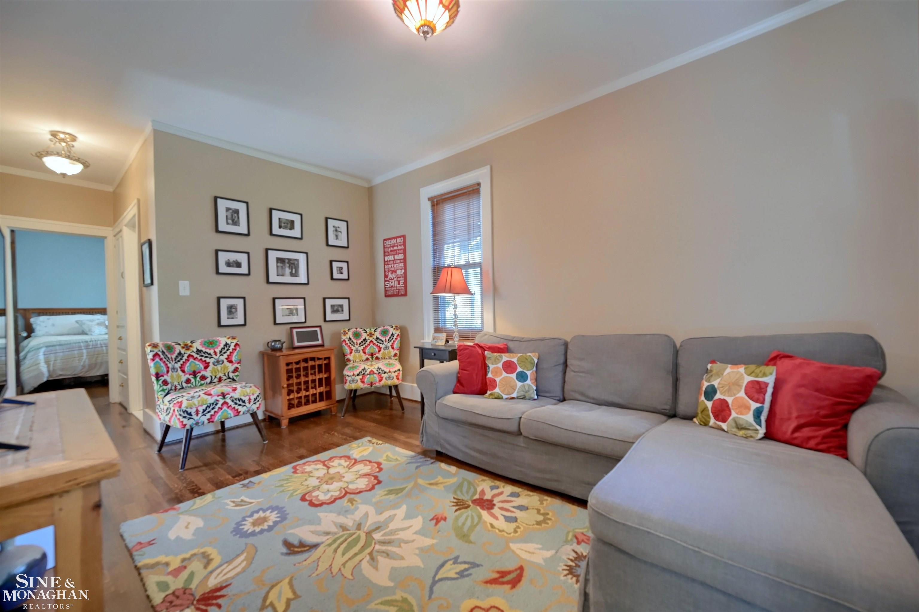 866 Barrington Road Grosse Pointe Park, MI 48230 - Photo 15 of 46