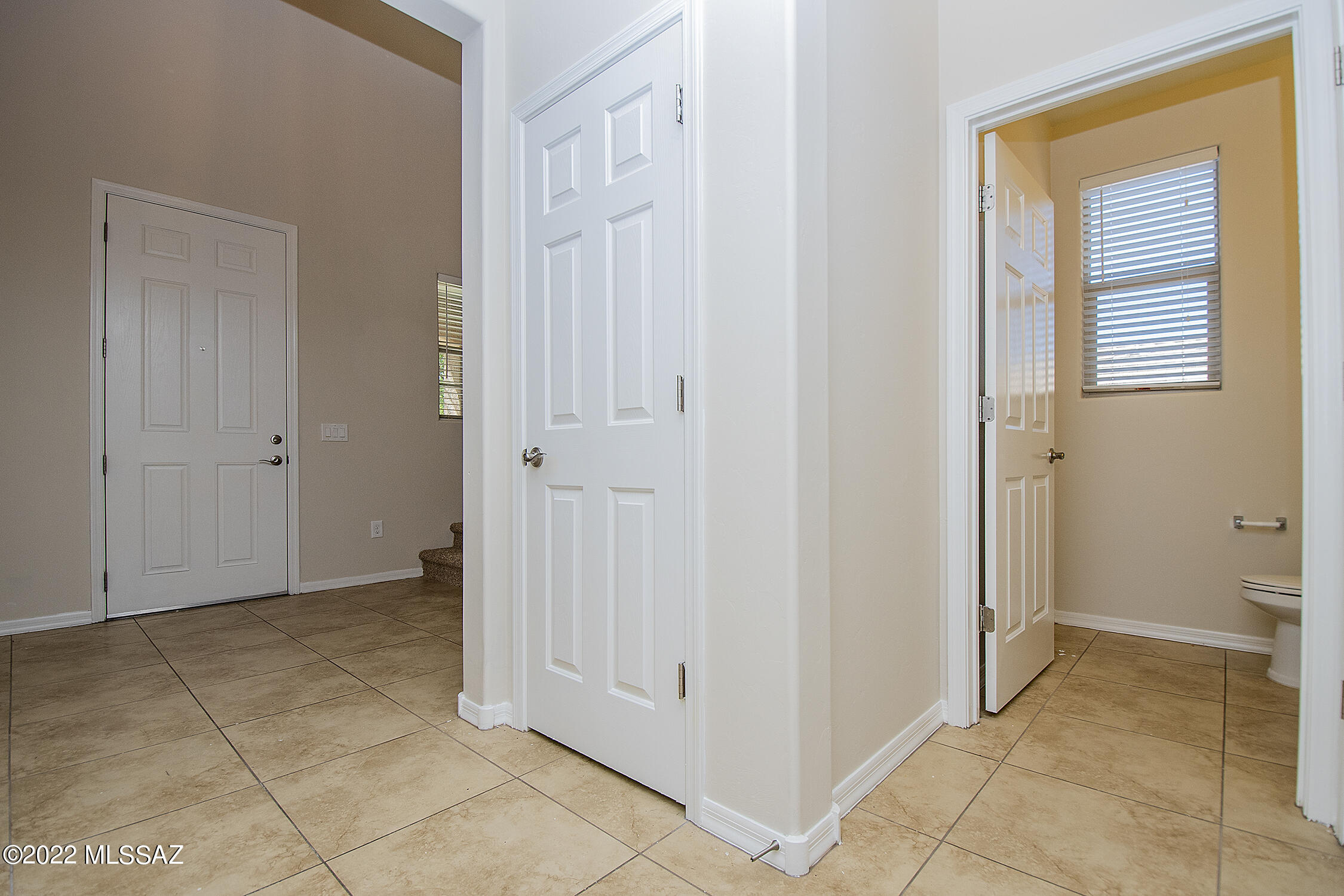 39081 South Running Roses Lane Tucson, AZ 85739 - Photo 6 of 43