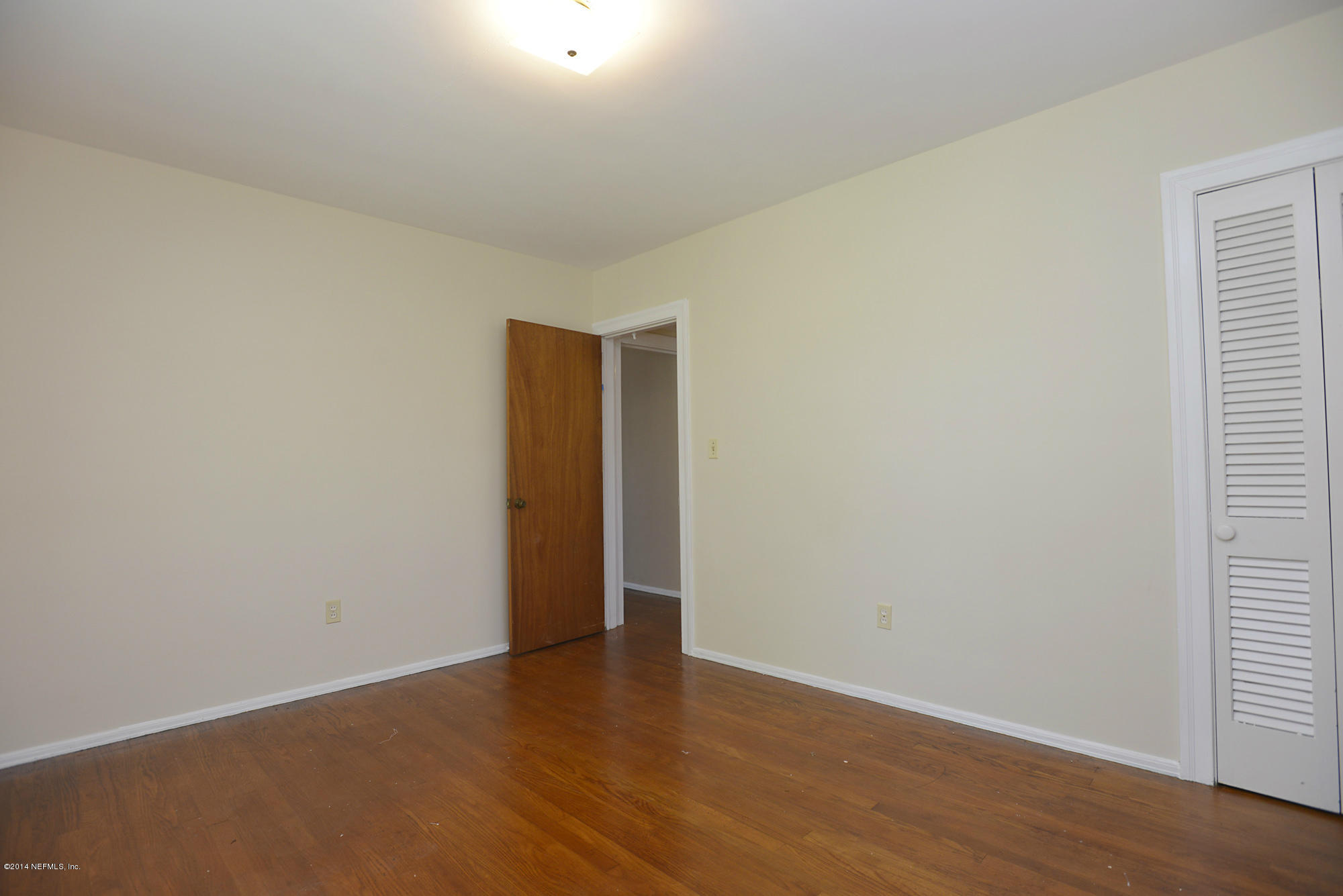 1605 Kingswood Road Jacksonville, FL 32207 - Photo 11 of 28 bedroom01A