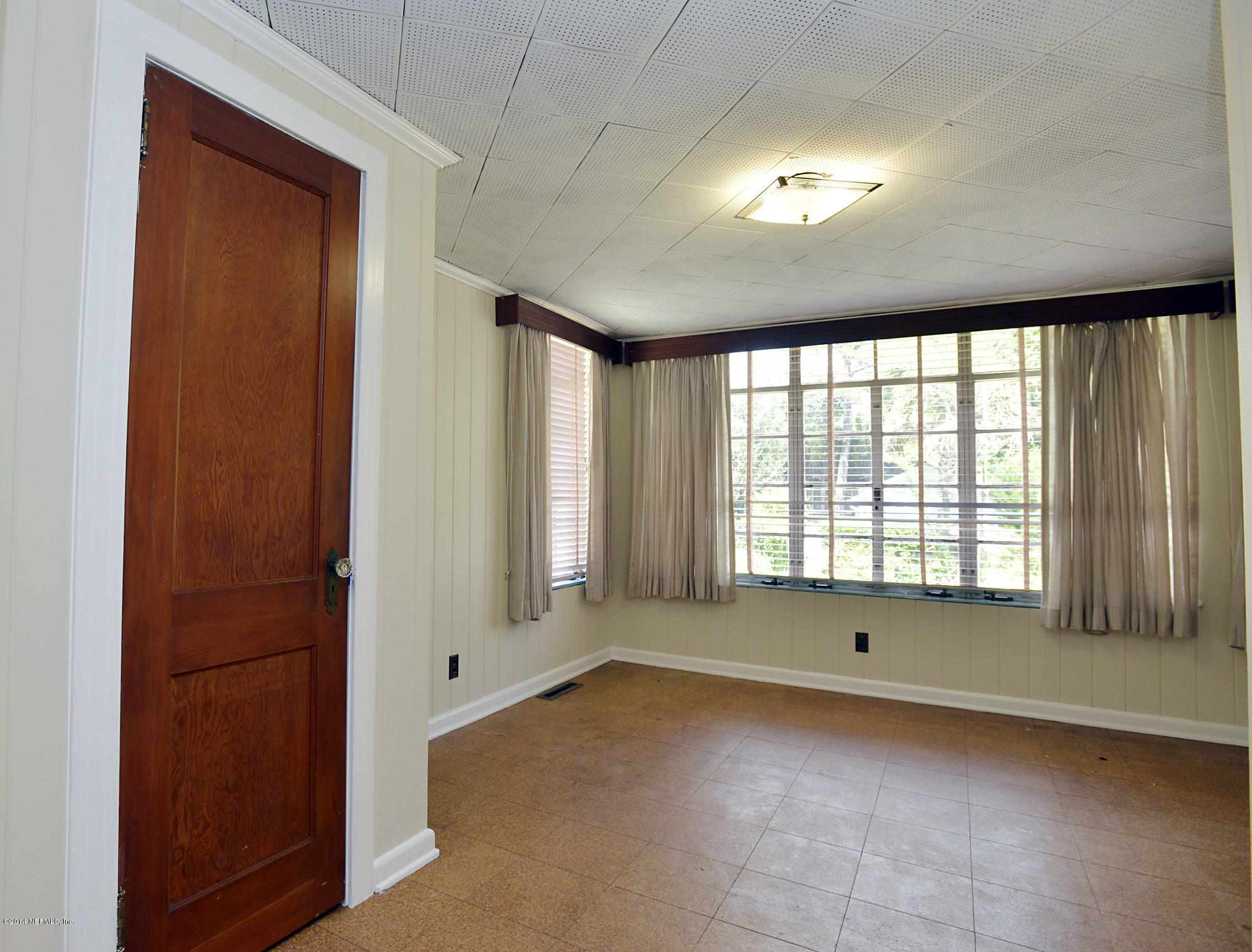1605 Kingswood Road Jacksonville, FL 32207 - Photo 16 of 28 familyRm01