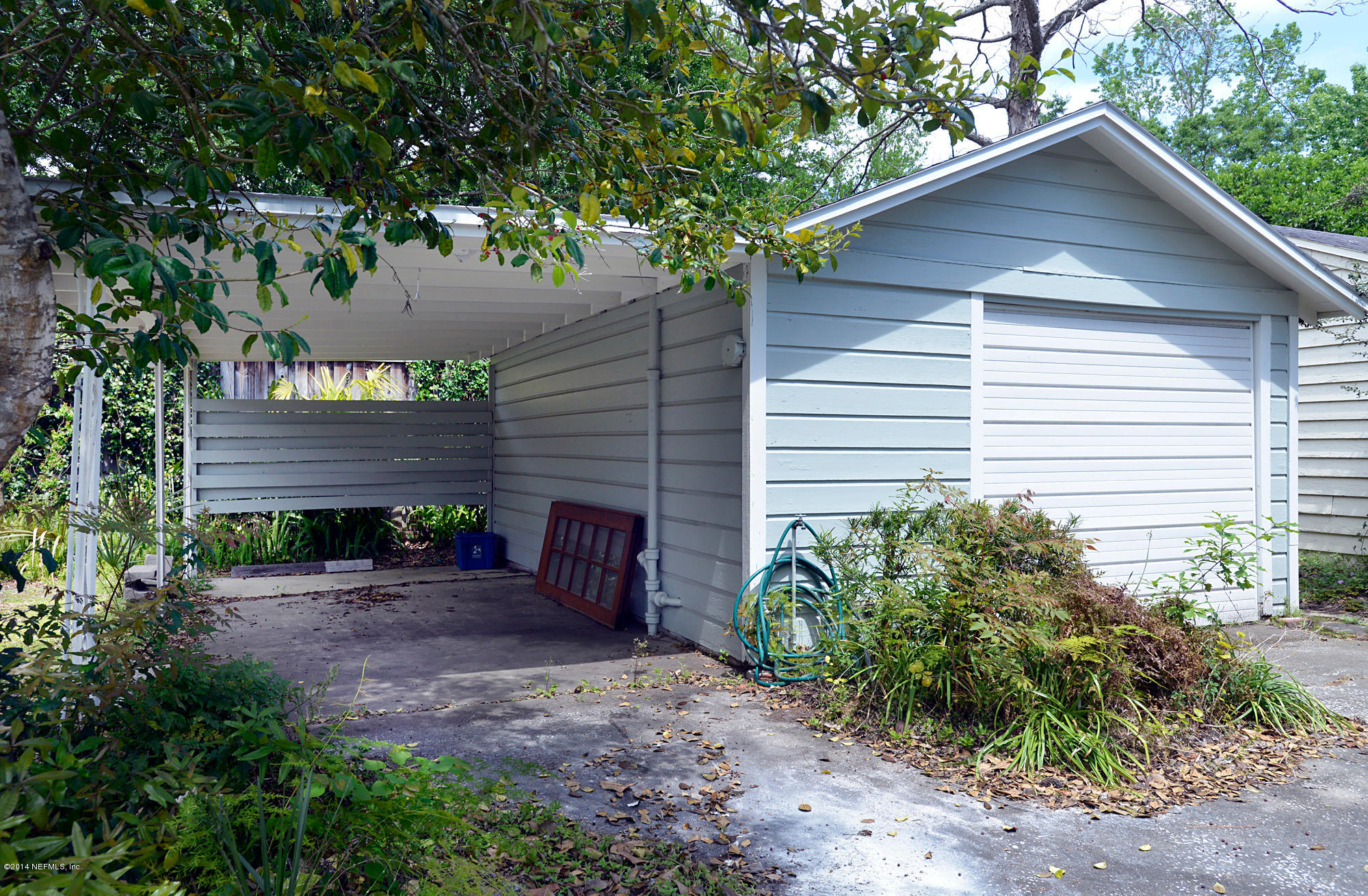1605 Kingswood Road Jacksonville, FL 32207 - Photo 26 of 28 garage