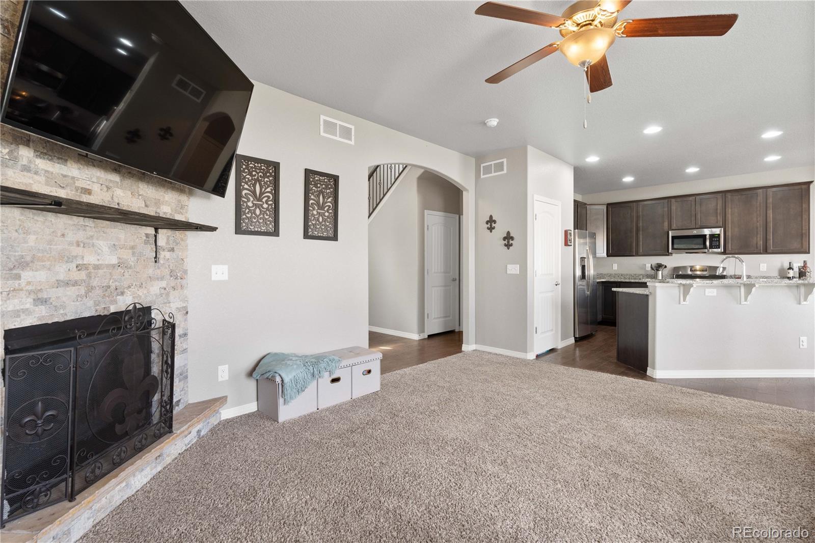 2431 Nicholson Street Berthoud, CO 80513 - Photo 6 of 31