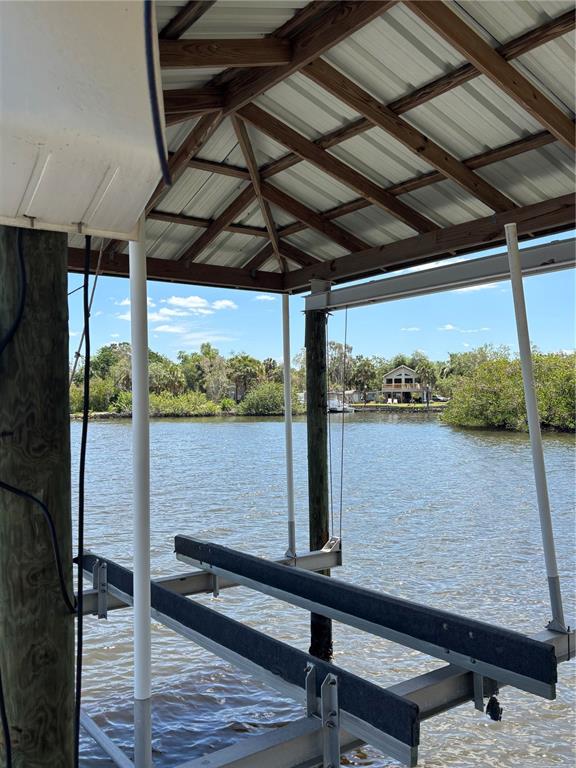 9922 Alavista Drive Gibsonton, FL 33534 - Photo 6 of 8