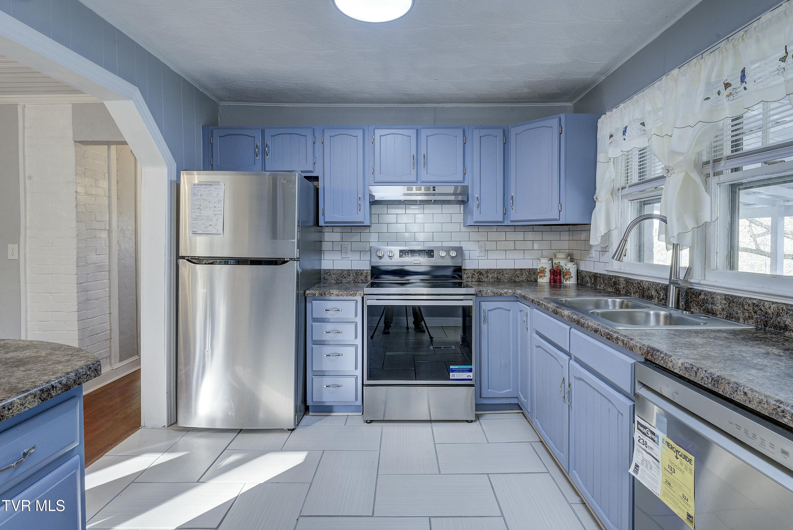 5744 Orebank Road Kingsport, TN 37664 - Photo 16 of 53 tempImage3kBXIP