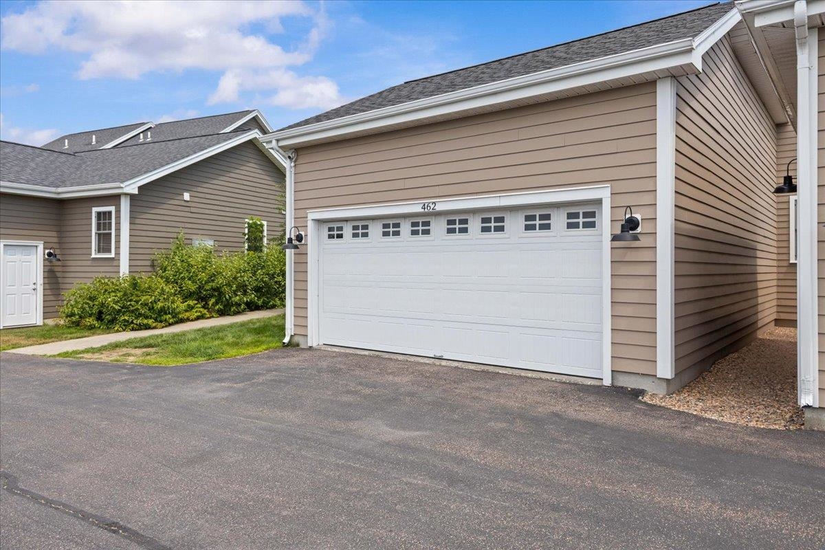 462 Zephyr Road Williston, VT 05495 - Photo 41 of 44