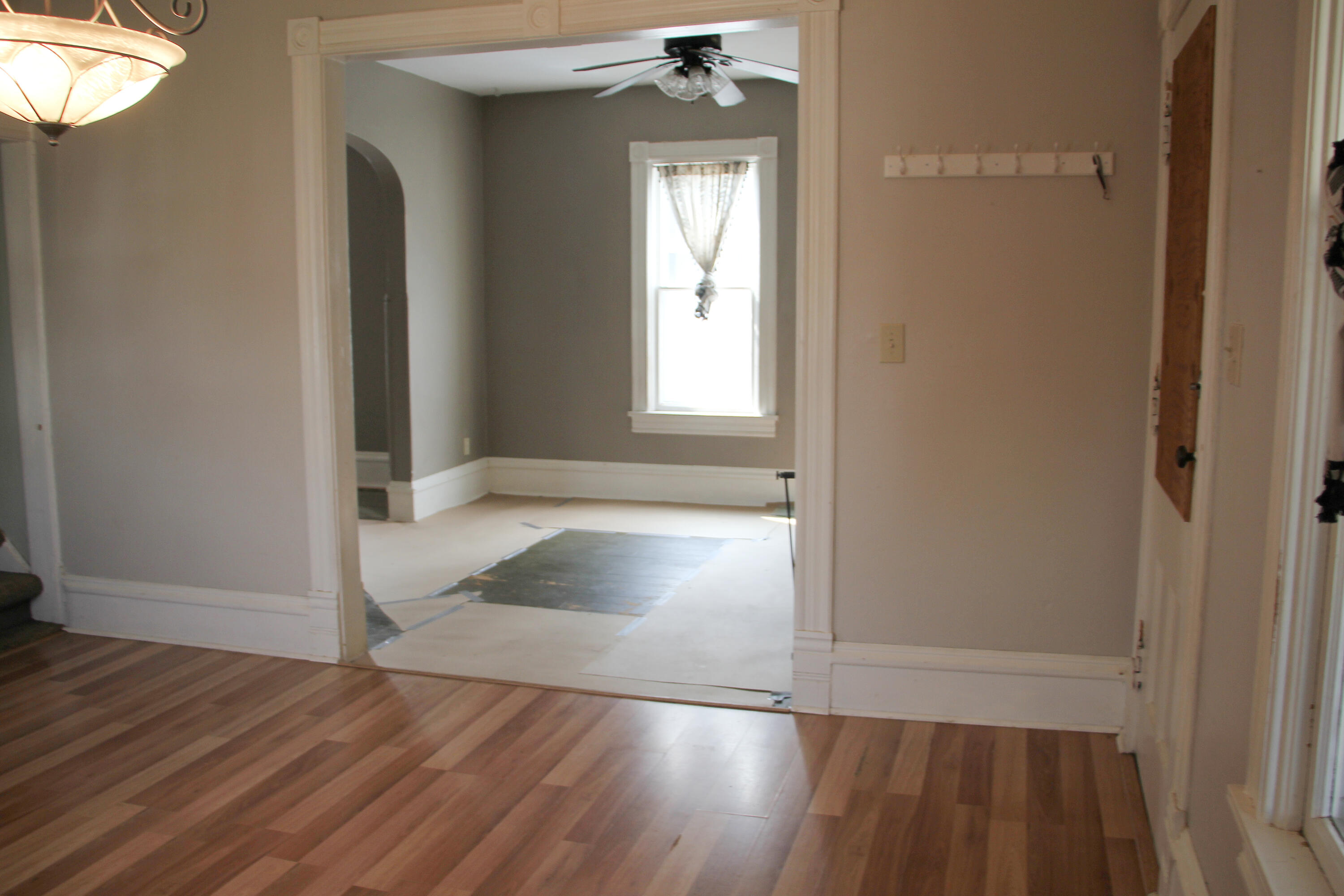 412 Manning Street Columbus, WI 53925 - Photo 9 of 45 Entry 3