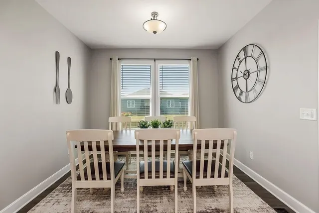 $499,000 | 904 Edgewood Drive, Paola, KS 66071