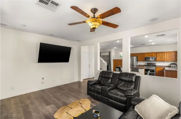 $2,400 | Undisclosed Address, Las Vegas, NV 89148