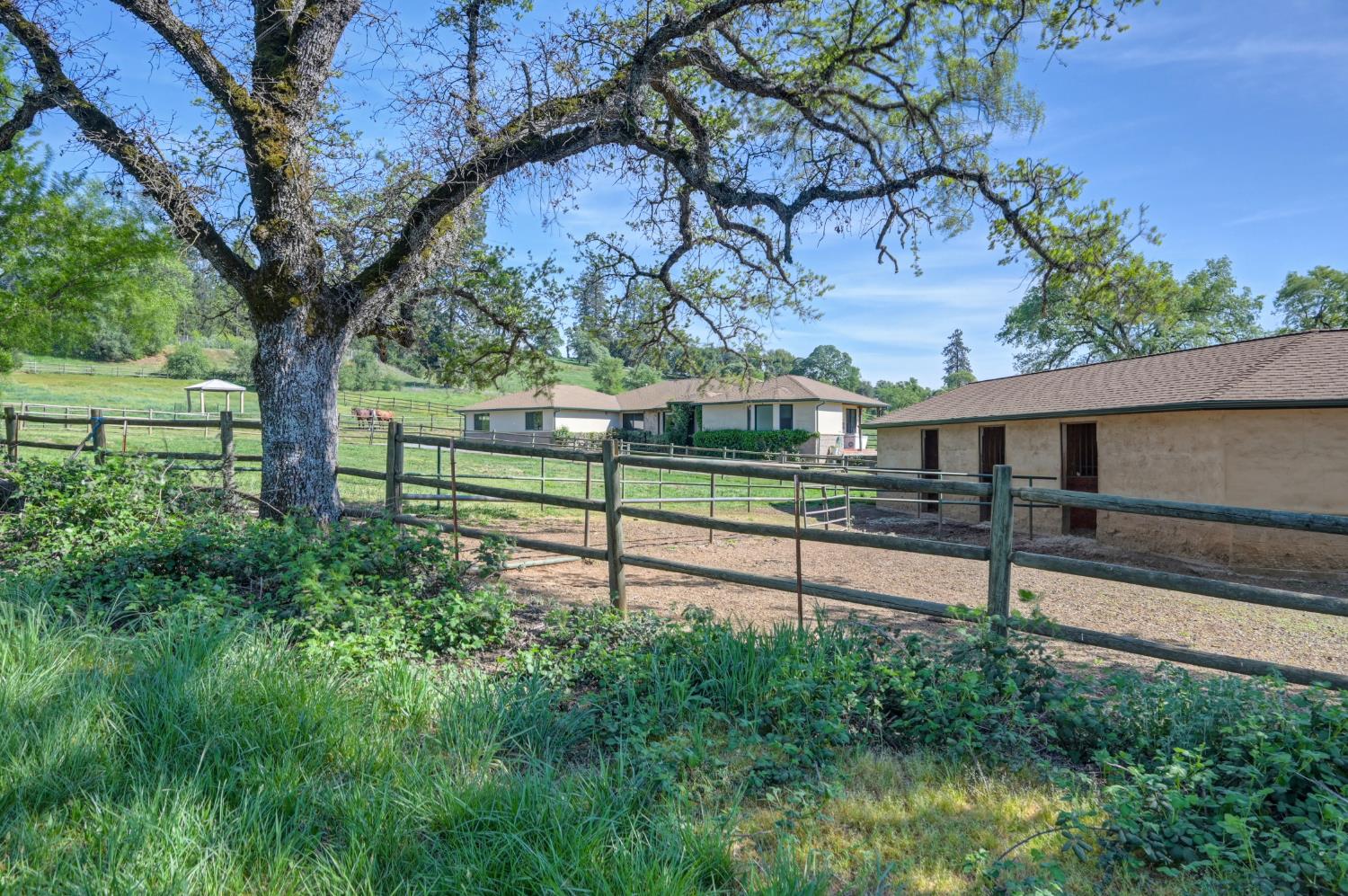 10543 Streeter Road Auburn, CA 95602 - Photo 19 of 92