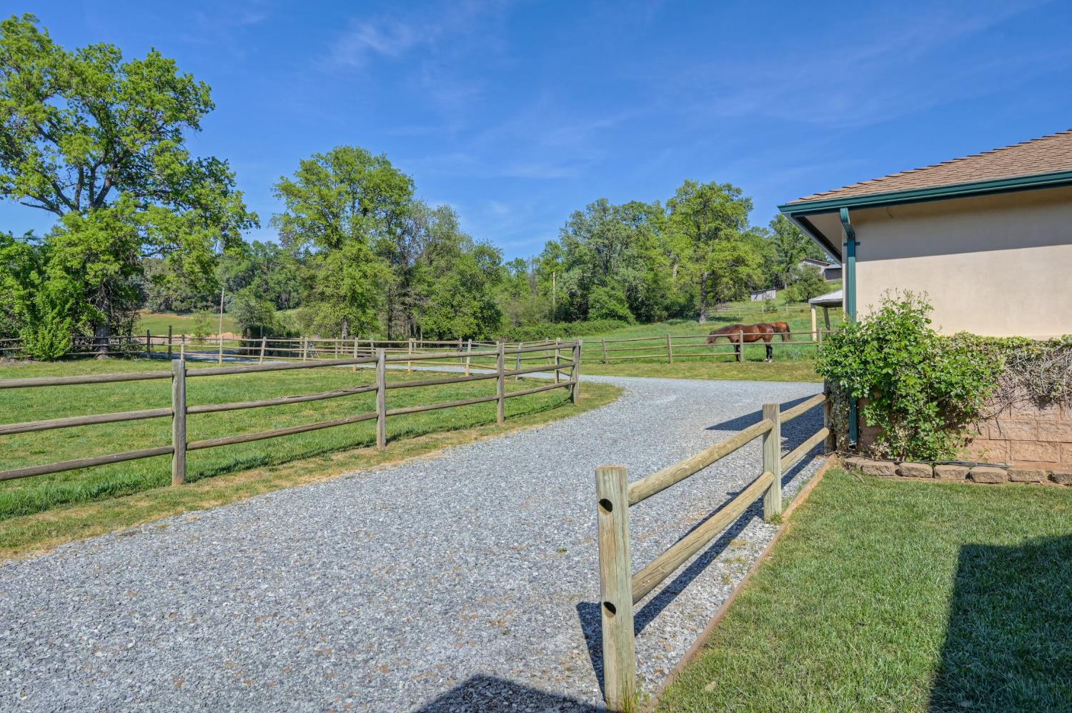 10543 Streeter Road Auburn, CA 95602 - Photo 21 of 92