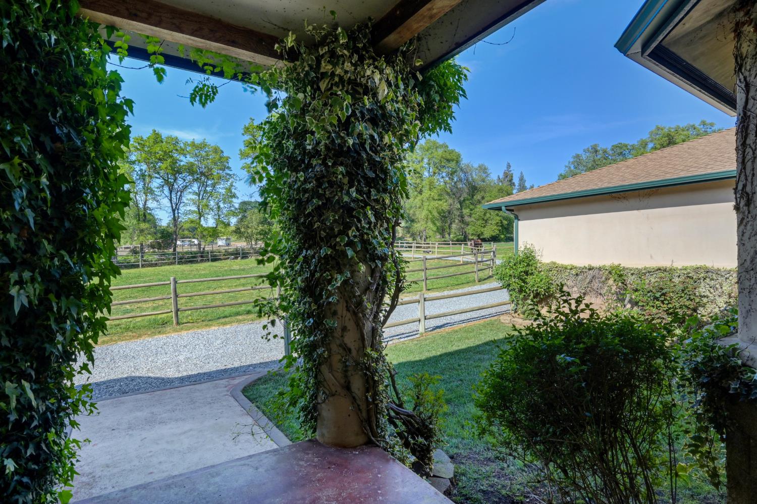 10543 Streeter Road Auburn, CA 95602 - Photo 22 of 92