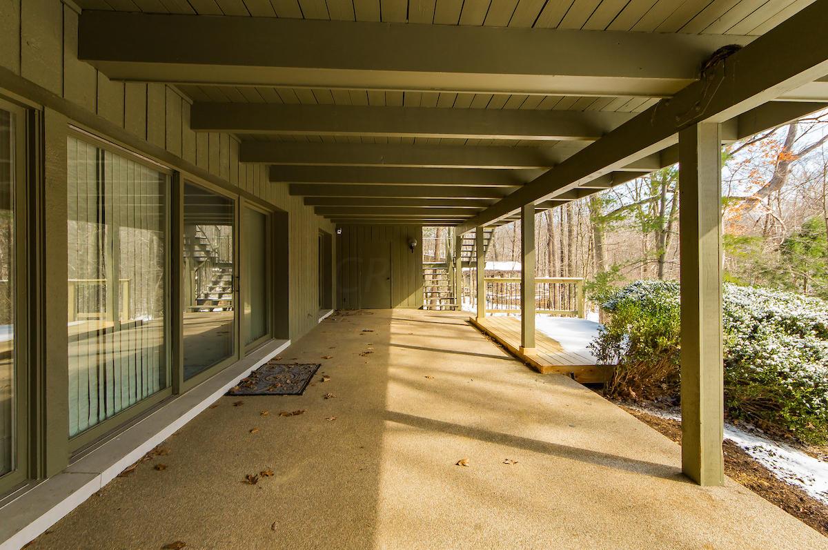 4486 Summit Ridge Road Columbus, OH 43220 - Photo 9 of 47 Gallery Image 9