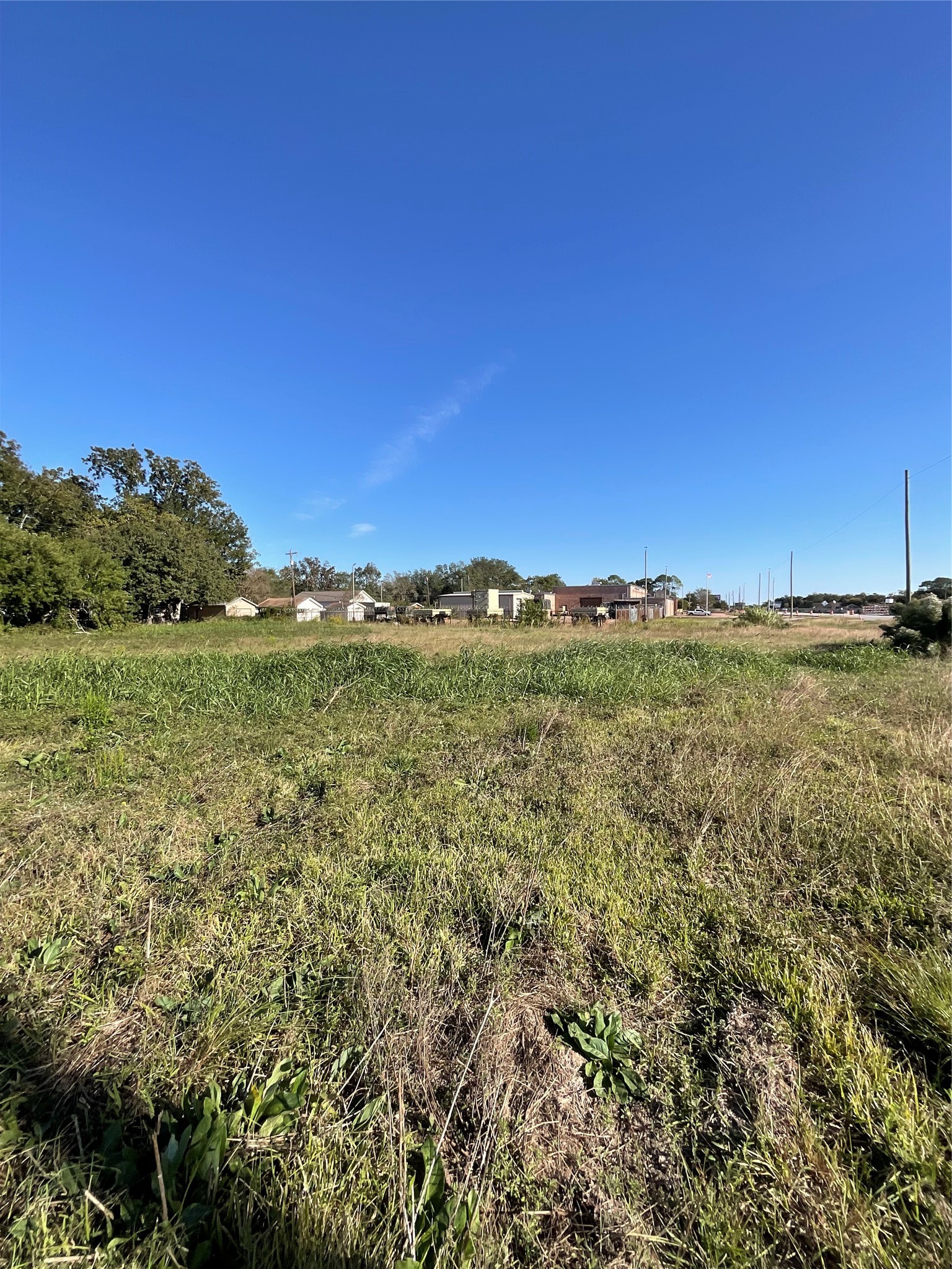 0 Gulf Freeway La Marque, TX 77568 - Photo 11 of 15 a view of a field with an ocean view
