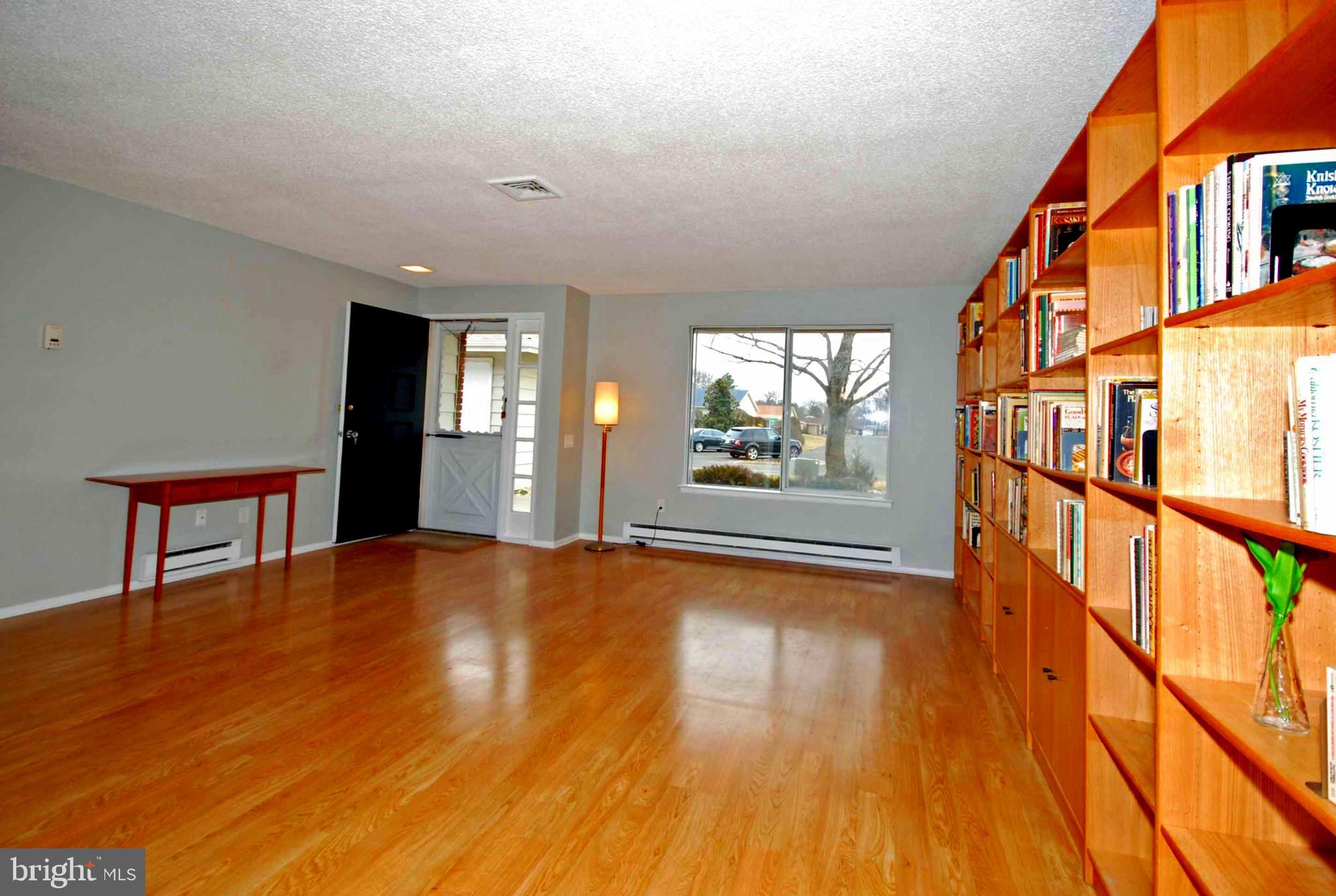217 Branch Road Monroe Township, NJ 08831 - Photo 6 of 25 Gallery Image 6