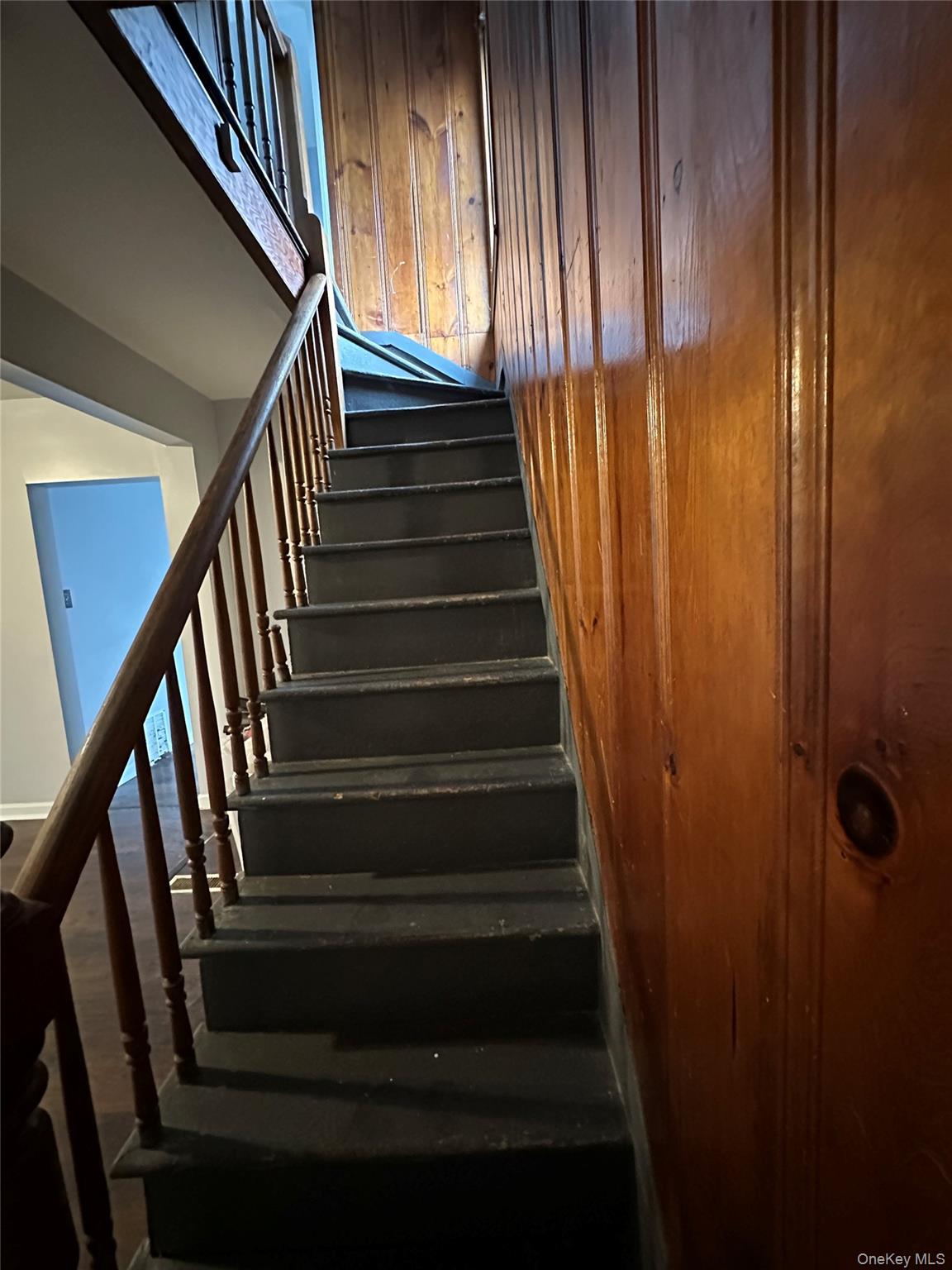 39 Spruce Street Poughkeepsie, NY 12601 - Photo 3 of 11 a view of entryway