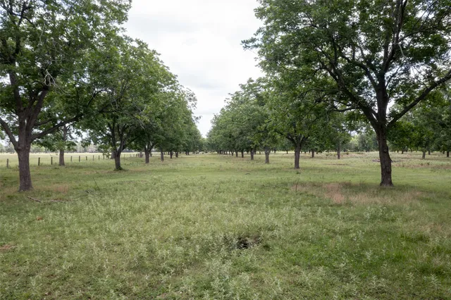 $1,950,000 | 2640 County Road 107, Boling, TX 77420