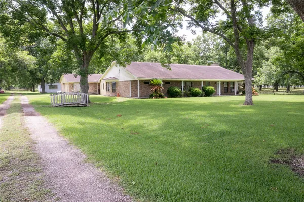 $1,350,000 | 2640 County Road 107, Boling, TX 77420
