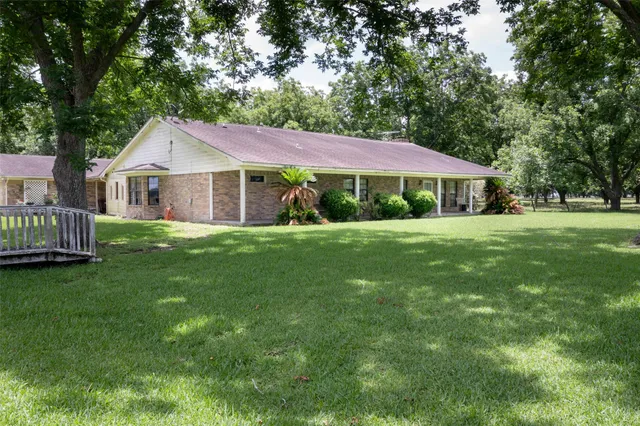 $1,950,000 | 2640 County Road 107, Boling, TX 77420