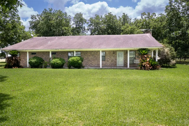 $1,950,000 | 2640 County Road 107, Boling, TX 77420