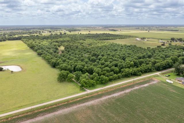 $1,950,000 | 2640 County Road 107, Boling, TX 77420