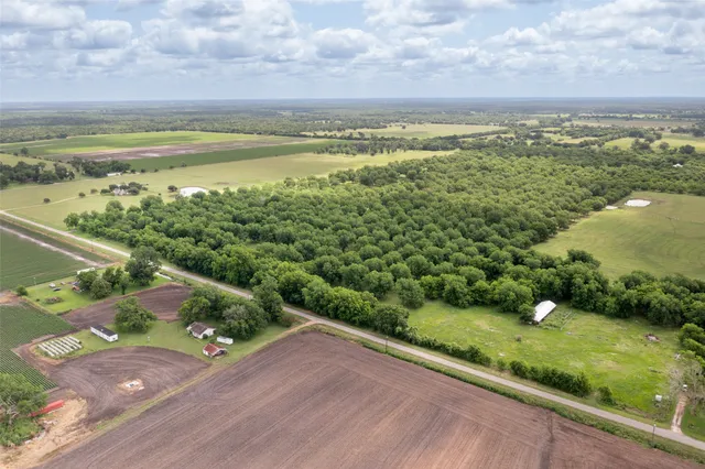 $1,950,000 | 2640 County Road 107, Boling, TX 77420